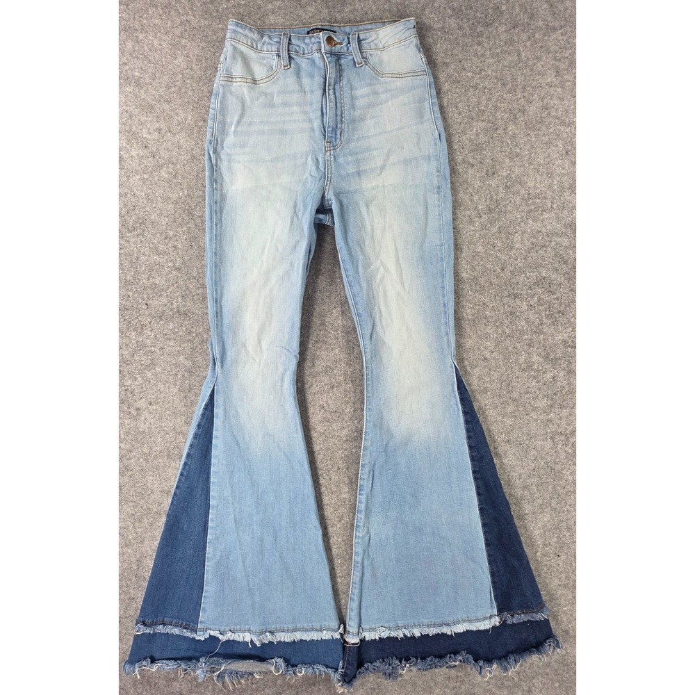 Fashion Nova Women's Juniors 13 Flared Regular Fit Jeans Light Blue Bell Bottoms